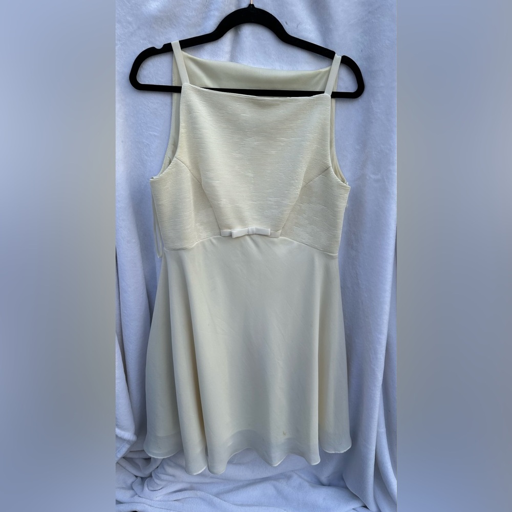 Vintage Susan Roselli for Vijack Cream‎ Cocktail dress size 14- like new!
